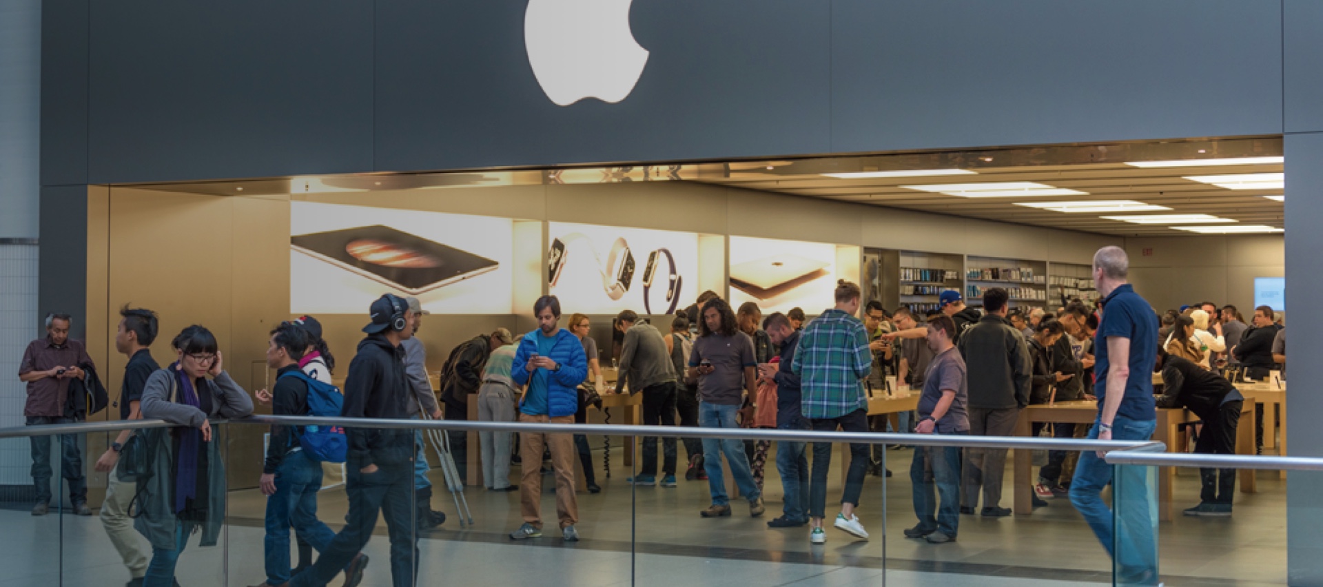 Metal composite materials